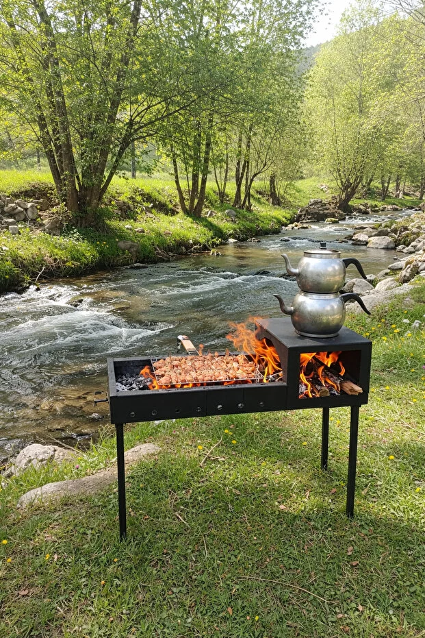 Kamp, Piknik ve Bahçe İçin Profesyonel Odun Ve Kömürlü Katlanabilir Mangal Siyah